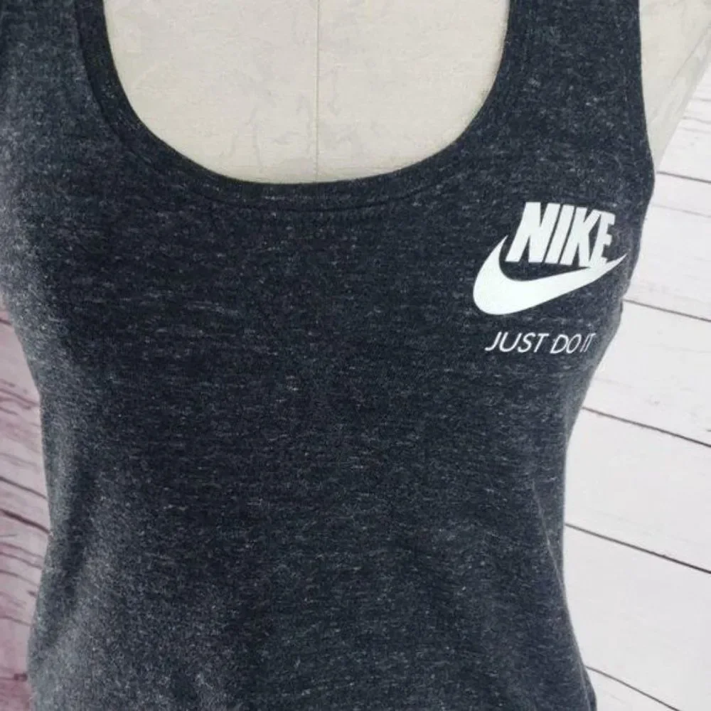 Nike heather grey